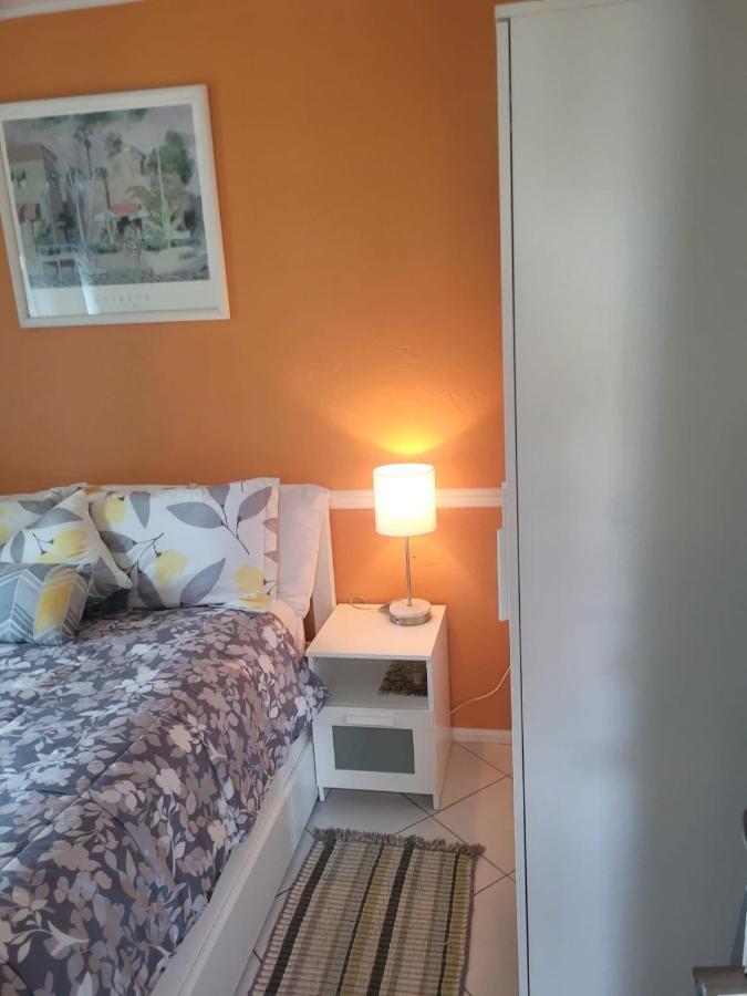 ~ Cozy In-Law Apartment Close To Siesta Key ~ Sarasota Dış mekan fotoğraf